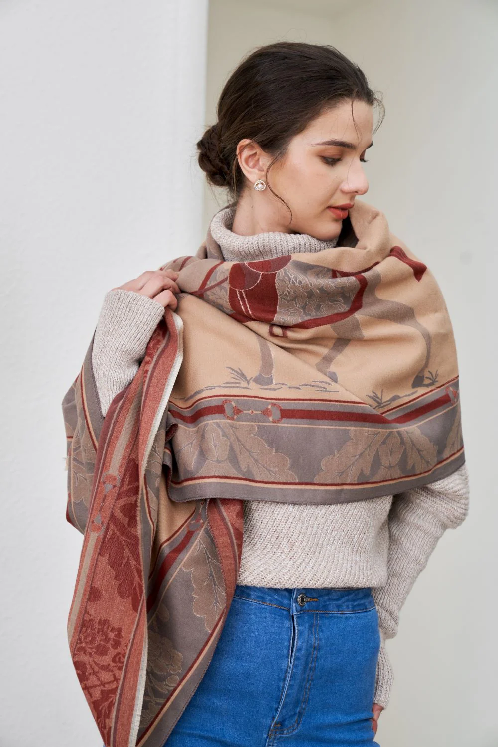 AWST Int'l Baroque Horses Acrylic Cashmere Scarf - Image 10