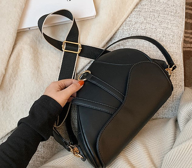 AWST Int'l  Saddle Shoulder Handbag - Image 2