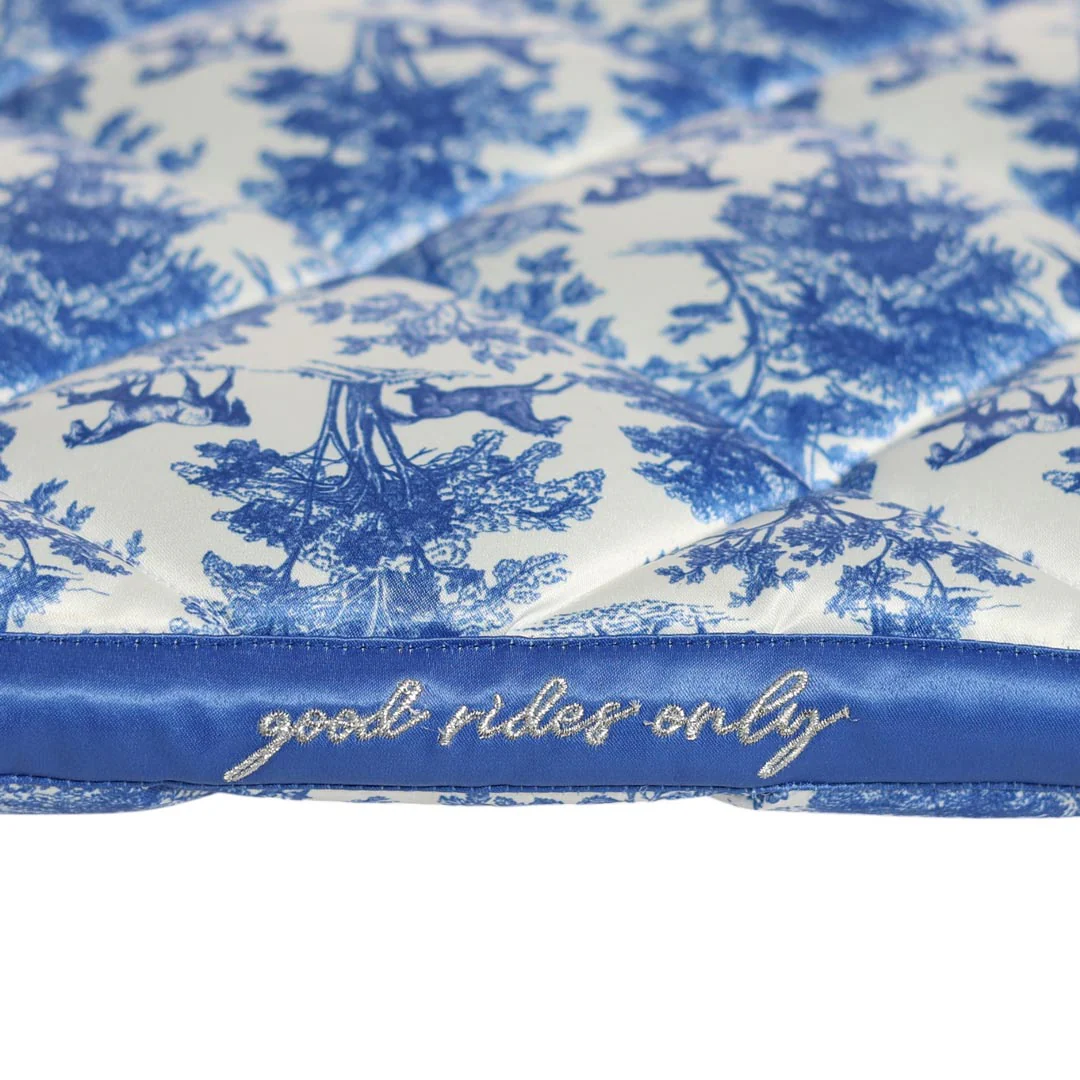 Dapplebay Equestrian Toile Dressage Saddle Pad-Blue/White - Image 3
