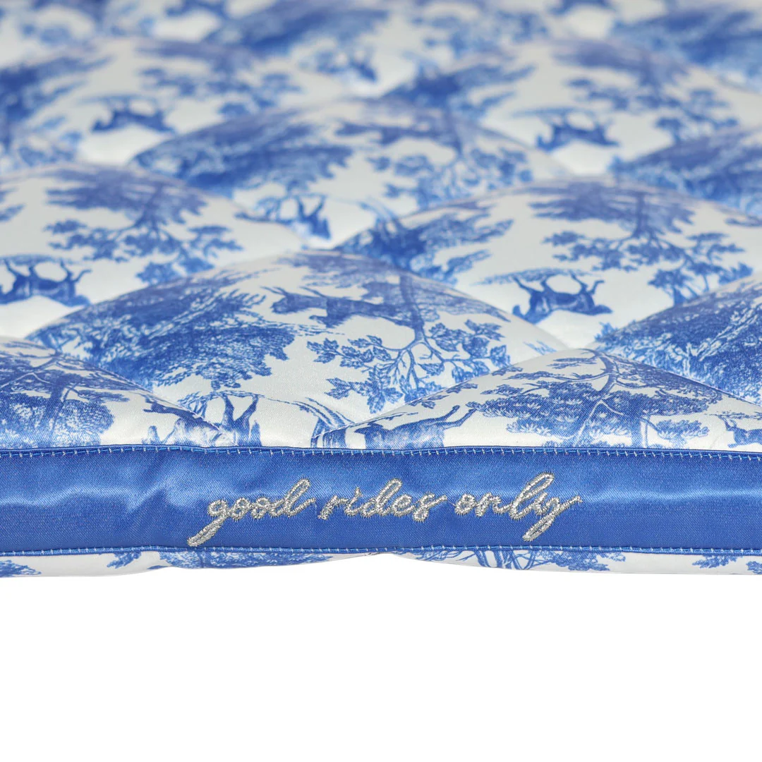 Dapplebay Equestrian Toile Jump Saddle Pad-Blue/White - Image 2