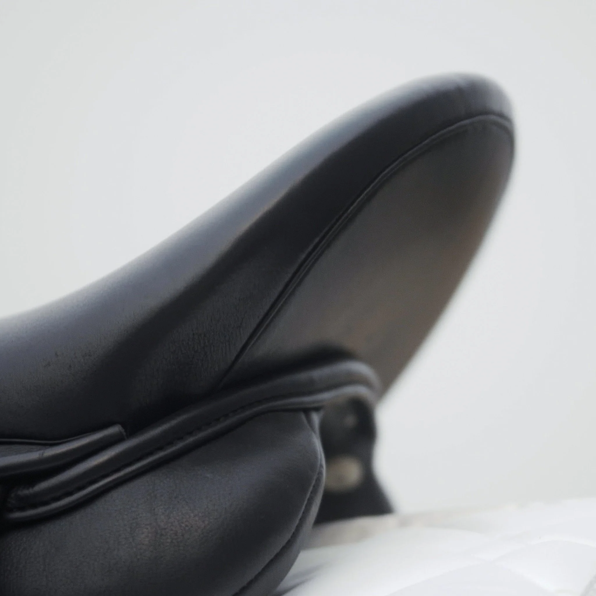 Henri De Rivel Parisian Monoflap IGP Dressage Saddle - Image 7