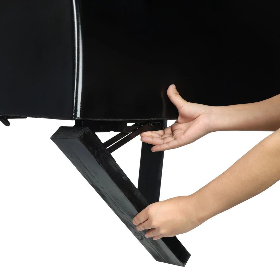 Henri de Rivel Saddle Fitting Stand With Foldable Legs - Image 4