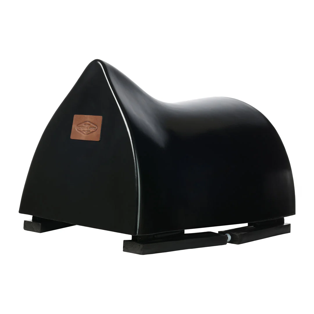 Henri de Rivel Saddle Fitting Stand With Foldable Legs - Image 5