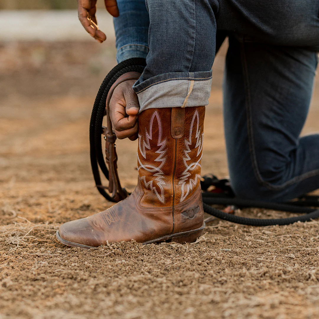 TuffRider Men’s Old Faithful Leather Embroidered Wide Square Toe Western boot - Image 3