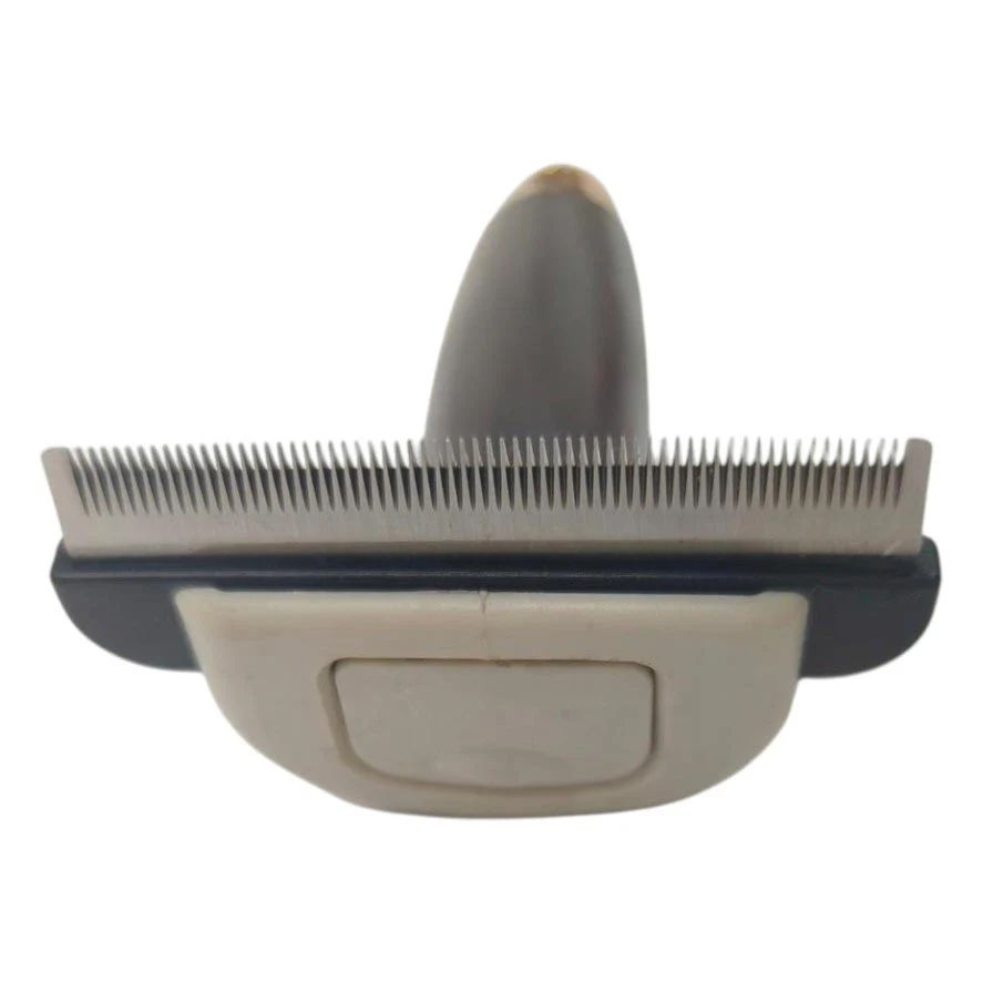 Tuffrider Metal Blade Moulting Comb with Soft Gel Grip - Image 4