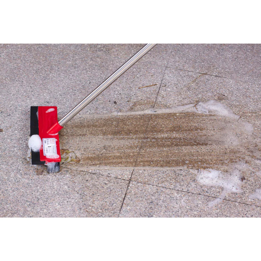 TuffRider Squeegee Washstall Broom - Image 3
